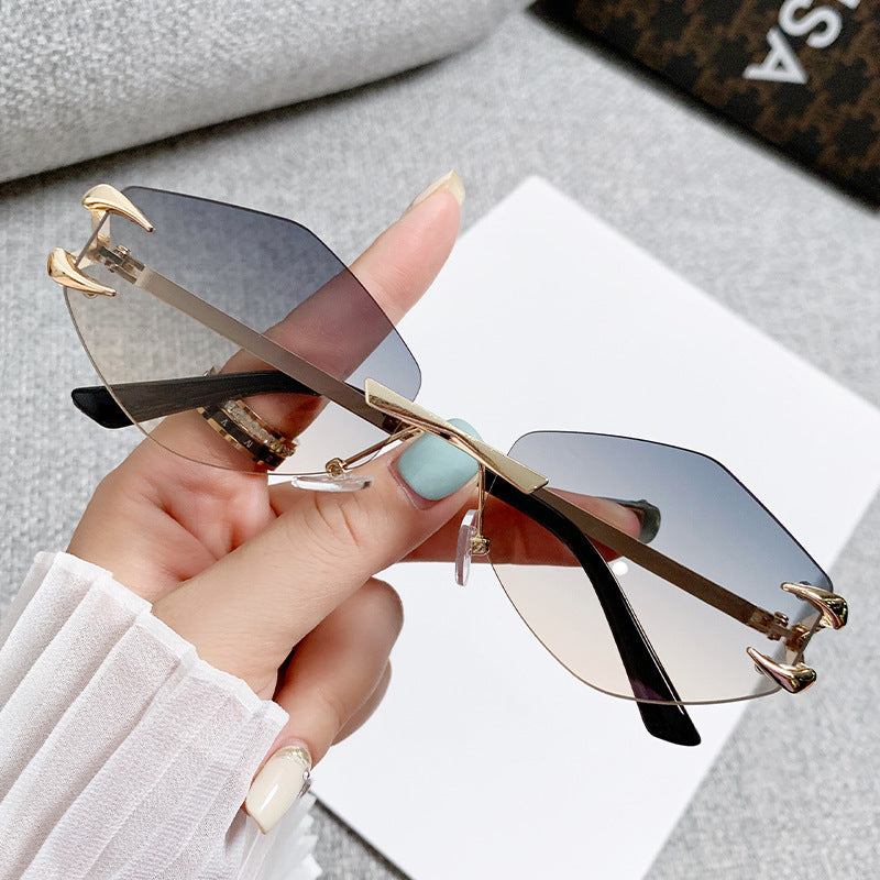 Frameless Grapple Polygonal Sunglasses Hip Hop Trend